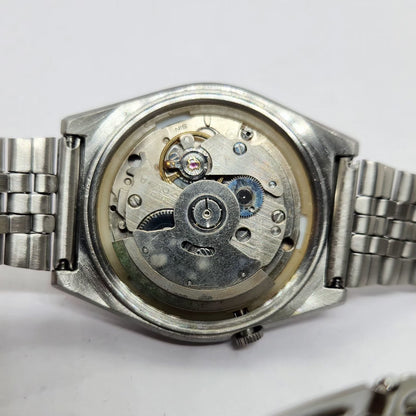 Vintage 1974 Original Seiko 5 Automatic 7019-8150 Silver face 17 Jewels Day-Date Japanese Men's Wrist Watch OG218