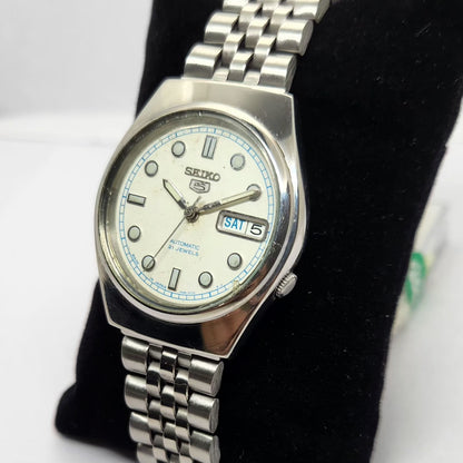 Vintage 1981 Original Seiko 5 Automatic 7s26-7030 White face 21 Jewels Day-Date Japanese Men's Wrist Watch OG220
