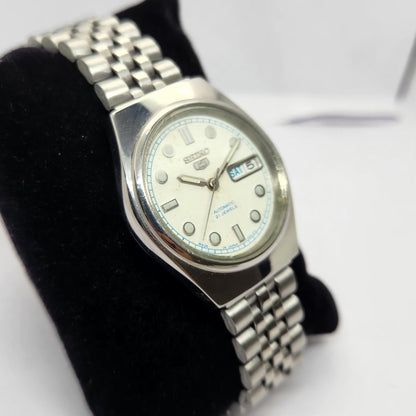Vintage 1981 Original Seiko 5 Automatic 7s26-7030 White face 21 Jewels Day-Date Japanese Men's Wrist Watch OG220