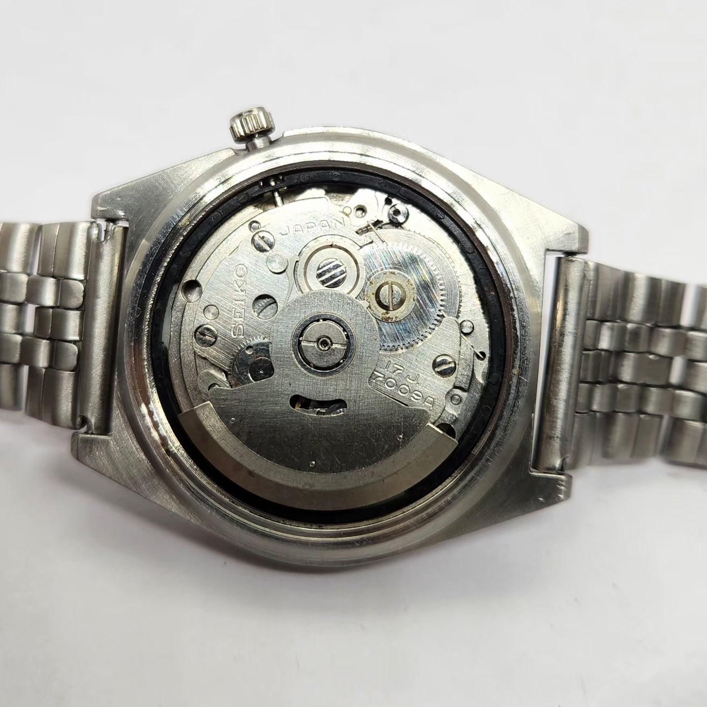 Vintage 1981 Original Seiko 5 Automatic 7009-3071 Silver face 17 Jewels Day-Date Japanese Men's Wrist Watch OG221