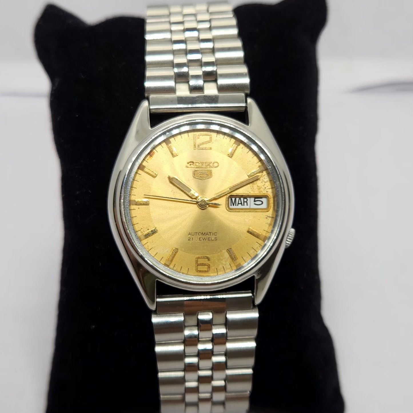 Vintage 1996 Original Seiko 5 Automatic 7s26-6000 Gold face 21 Jewels Day-Date Japanese Men's Wrist Watch OG223