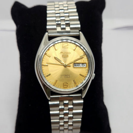 Vintage 1996 Original Seiko 5 Automatic 7s26-6000 Gold face 21 Jewels Day-Date Japanese Men's Wrist Watch OG223
