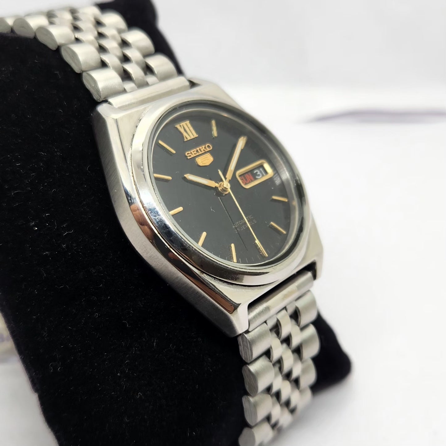 Vintage 1981 Original Seiko 5 Automatic 7s26-3040 Black face 21 Jewels Day-Date Japanese Men's Wrist Watch OG224
