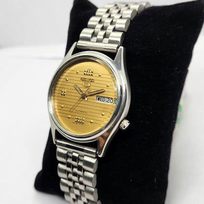 Vintage 1981 Original Seiko 5 Automatic 7009-3100 Gold face 17 Jewels Day-Date Japanese Men's Wrist Watch OG225