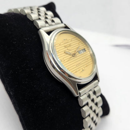 Vintage 1981 Original Seiko 5 Automatic 7009-3100 Gold face 17 Jewels Day-Date Japanese Men's Wrist Watch OG225
