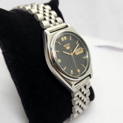 Vintage 1985 Original Seiko 5 Automatic 7009-3070 Black face 17 Jewels Day-Date Japanese Men's Wrist Watch OG226