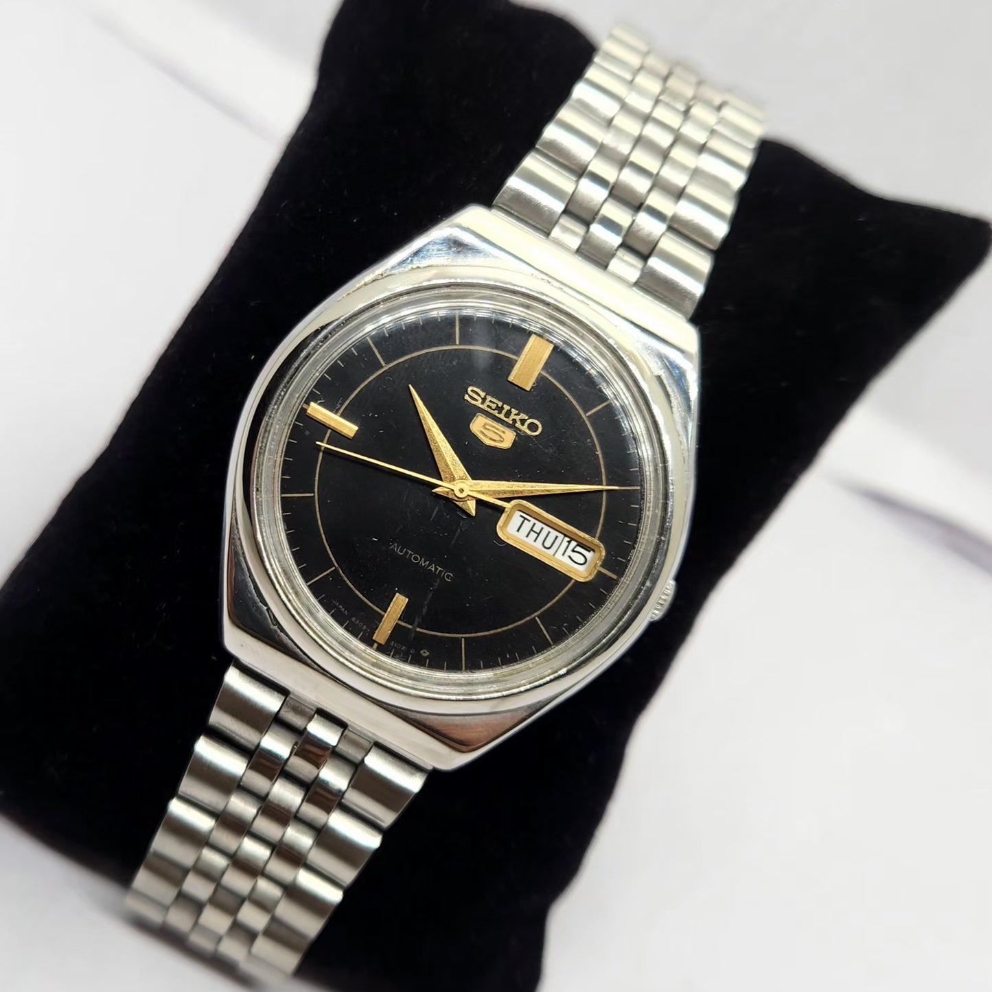 Vintage 1984 Original Seiko 5 Automatic 6309-8930 Black face 17 Jewels Day-Date Japanese Men's Wrist Watch OG227