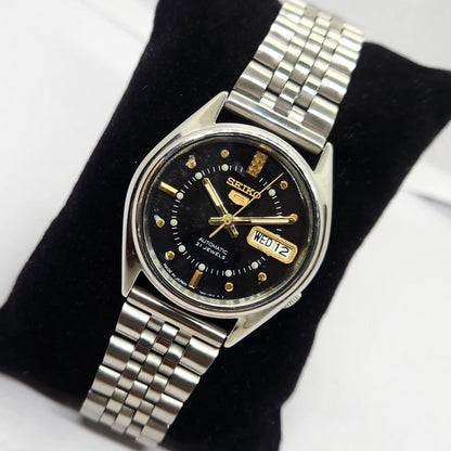 Vintage 1999 Original Seiko 5 Automatic 7s26-8000 Black face 21 Jewels Day-Date Japanese Men's Wrist Watch OG228