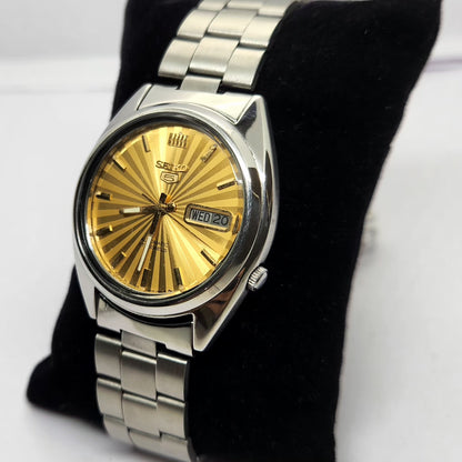Vintage 1985 Original Seiko 5 Automatic 7009-3040 Gold face 17 Jewels Day-Date Japanese Men's Wrist Watch OG229