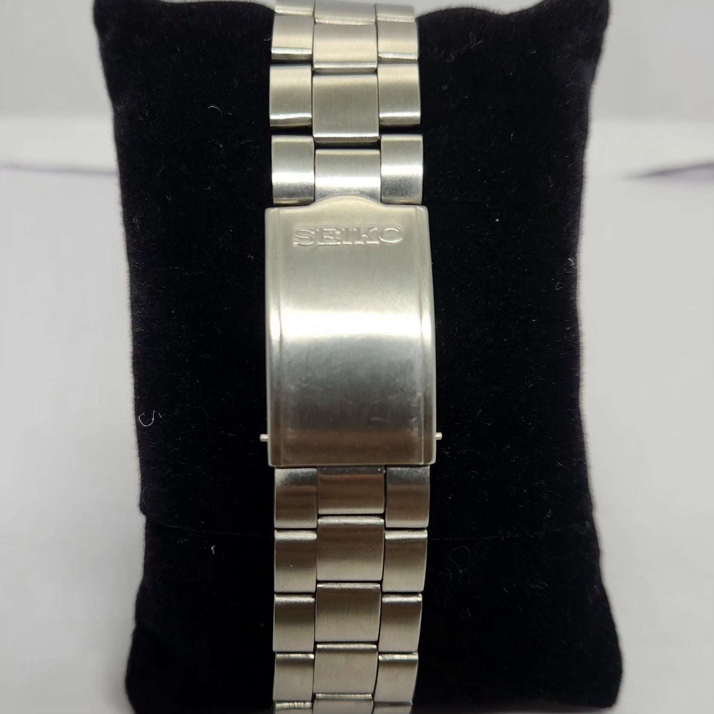 Vintage 1985 Original Seiko 5 Automatic 7009-3040 Gold face 17 Jewels Day-Date Japanese Men's Wrist Watch OG229
