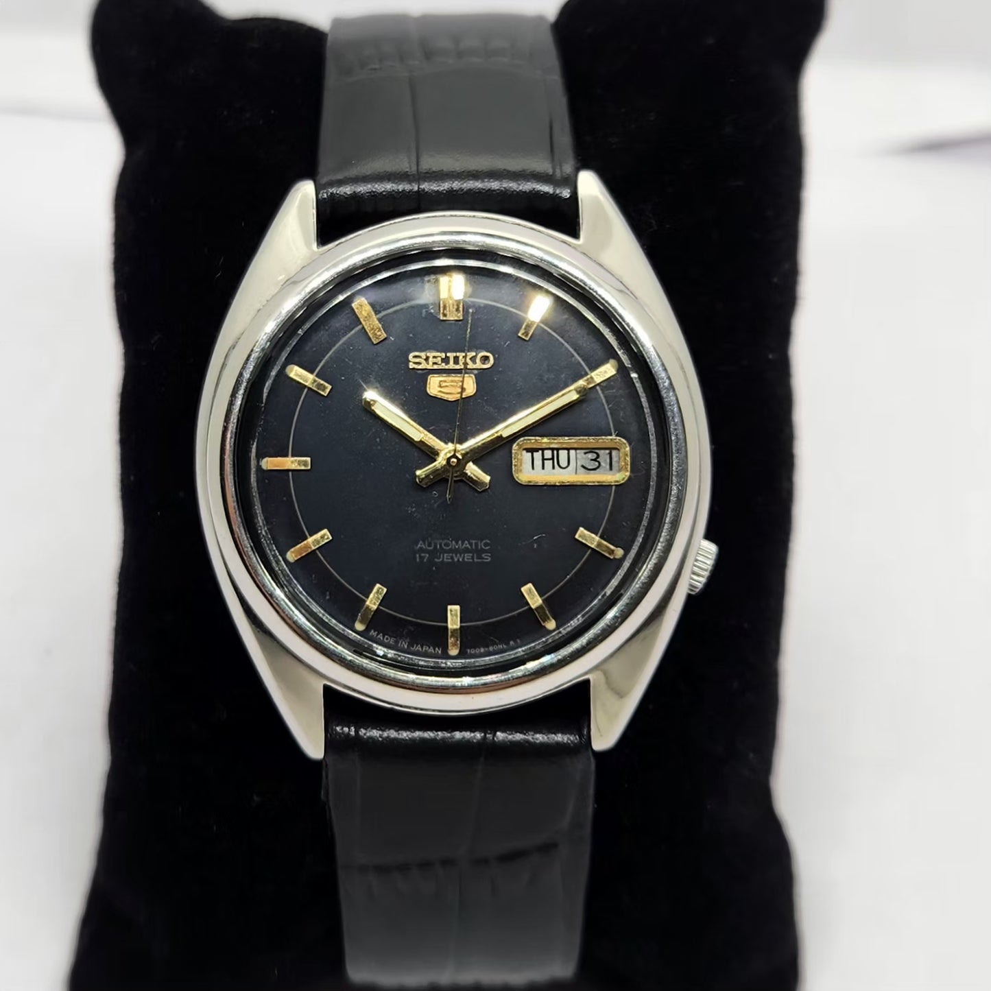 Vintage 1976 Original Seiko 5 Automatic 6309-8840 Black face 17 Jewels Day-Date Japanese Men's Wrist Watch OG231
