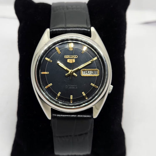 Vintage 1976 Original Seiko 5 Automatic 6309-8840 Black face 17 Jewels Day-Date Japanese Men's Wrist Watch OG231