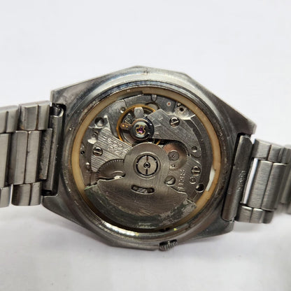 Vintage 1983 Original Seiko 5 Automatic 7009-8830 Grey face 17 Jewels Day-Date Japanese Men's Wrist Watch OG235