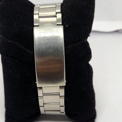 Vintage 1981 Original Seiko 5 Automatic 7009-5190 Silver face 17 Jewels Day-Date Japanese Men's Wrist Watch OG236