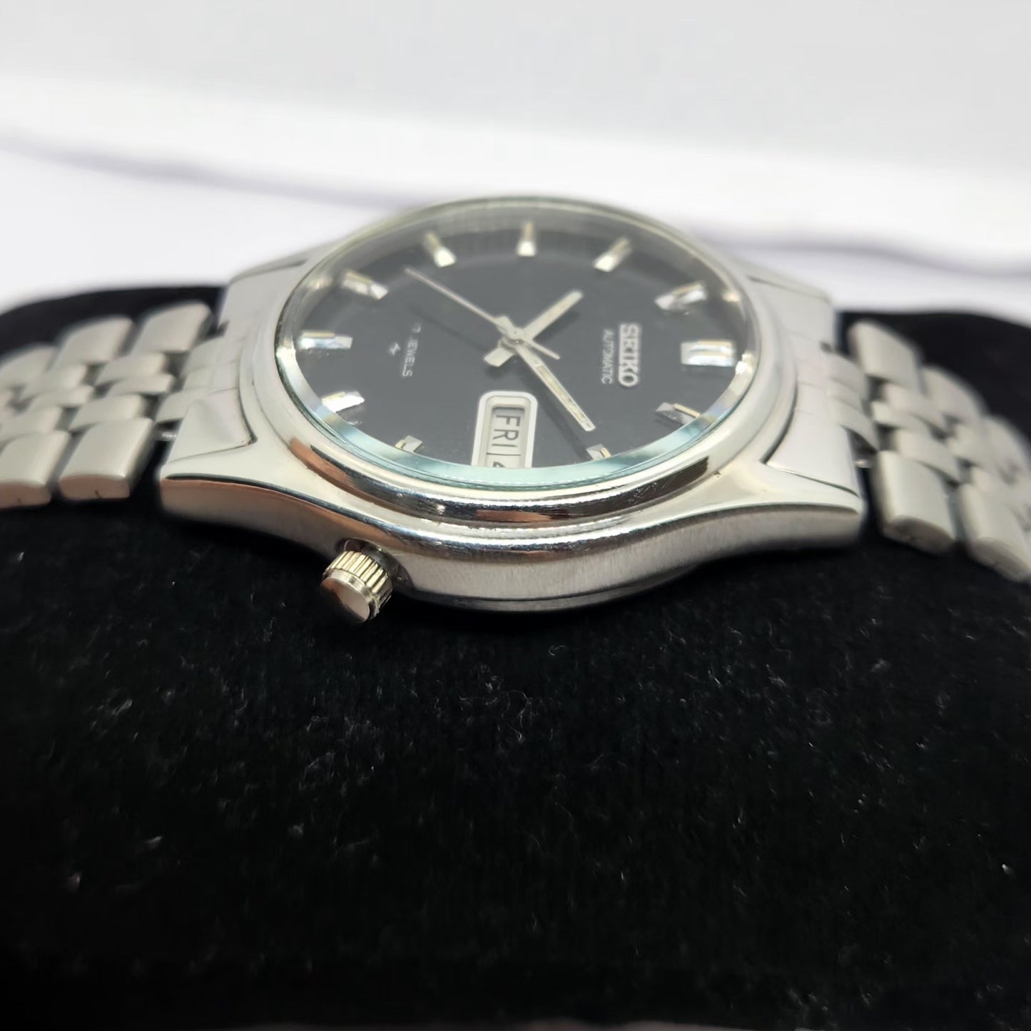 Vintage 1985 Original Seiko 5 Automatic 7009-6001 Black face 17 Jewels Day-Date Japanese Men's Wrist Watch OG237