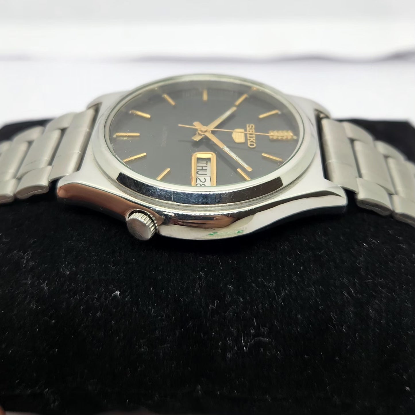 Vintage 1984 Original Seiko 5 Automatic 7009-3170 Black face 17 Jewels Day-Date Japanese Men's Wrist Watch OG239