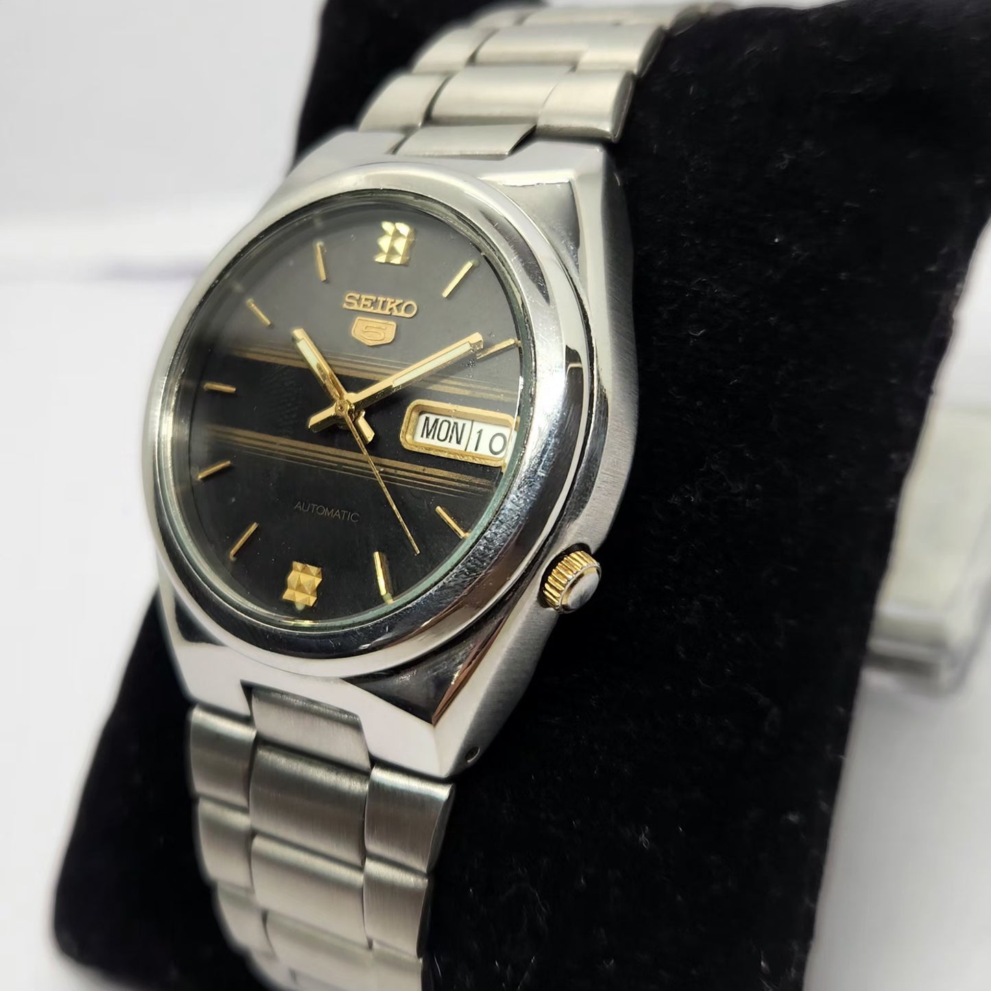 Vintage 1980 Original Seiko 5 Automatic 7S26 Black face 21 Jewels Day-Date Japanese Men's Wrist Watch OG240