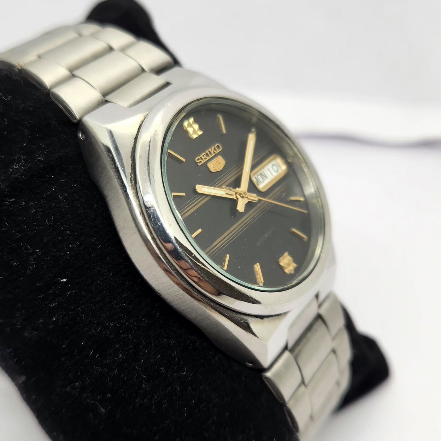 Vintage 1980 Original Seiko 5 Automatic 7S26 Black face 21 Jewels Day-Date Japanese Men's Wrist Watch OG240