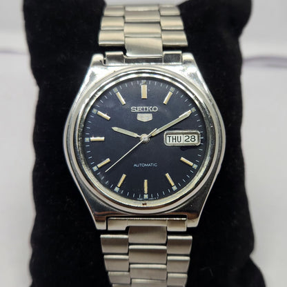 Vintage 1997 Original Seiko 5 Automatic 7S26-3040 Black face 21 Jewels Day-Date Japanese Men's Wrist Watch OG244