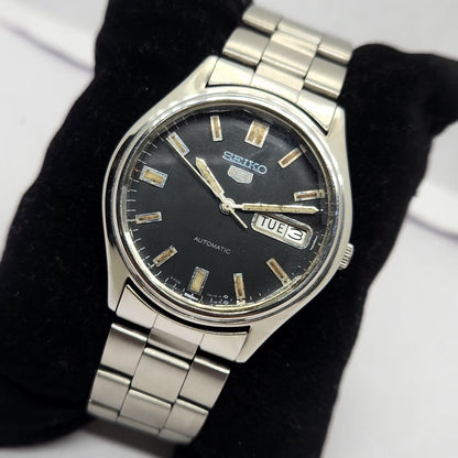 Vintage 1984 Original Seiko 5 Automatic 6309-7320 Black face 17 Jewels Day-Date Japanese Men's Wrist Watch OG245