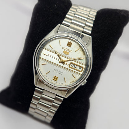 Vintage 1996 Original Seiko 5 Automatic 7s26-3040 Silver face 17 Jewels Day-Date Japanese Men's Wrist Watch OG246