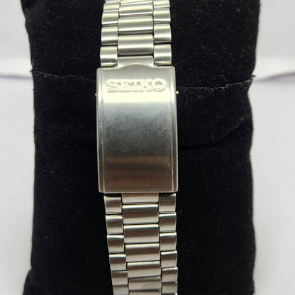 Vintage 1996 Original Seiko 5 Automatic 7s26-3040 Silver face 17 Jewels Day-Date Japanese Men's Wrist Watch OG246