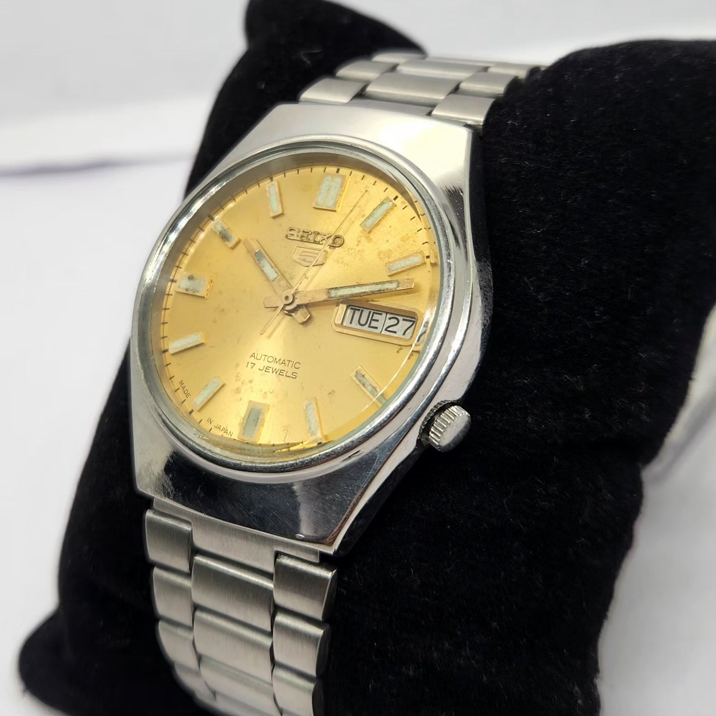 Vintage 1981 Original Seiko 5 Automatic 7009-7031 Gold face 17 Jewels Day-Date Japanese Men's Wrist Watch OG247