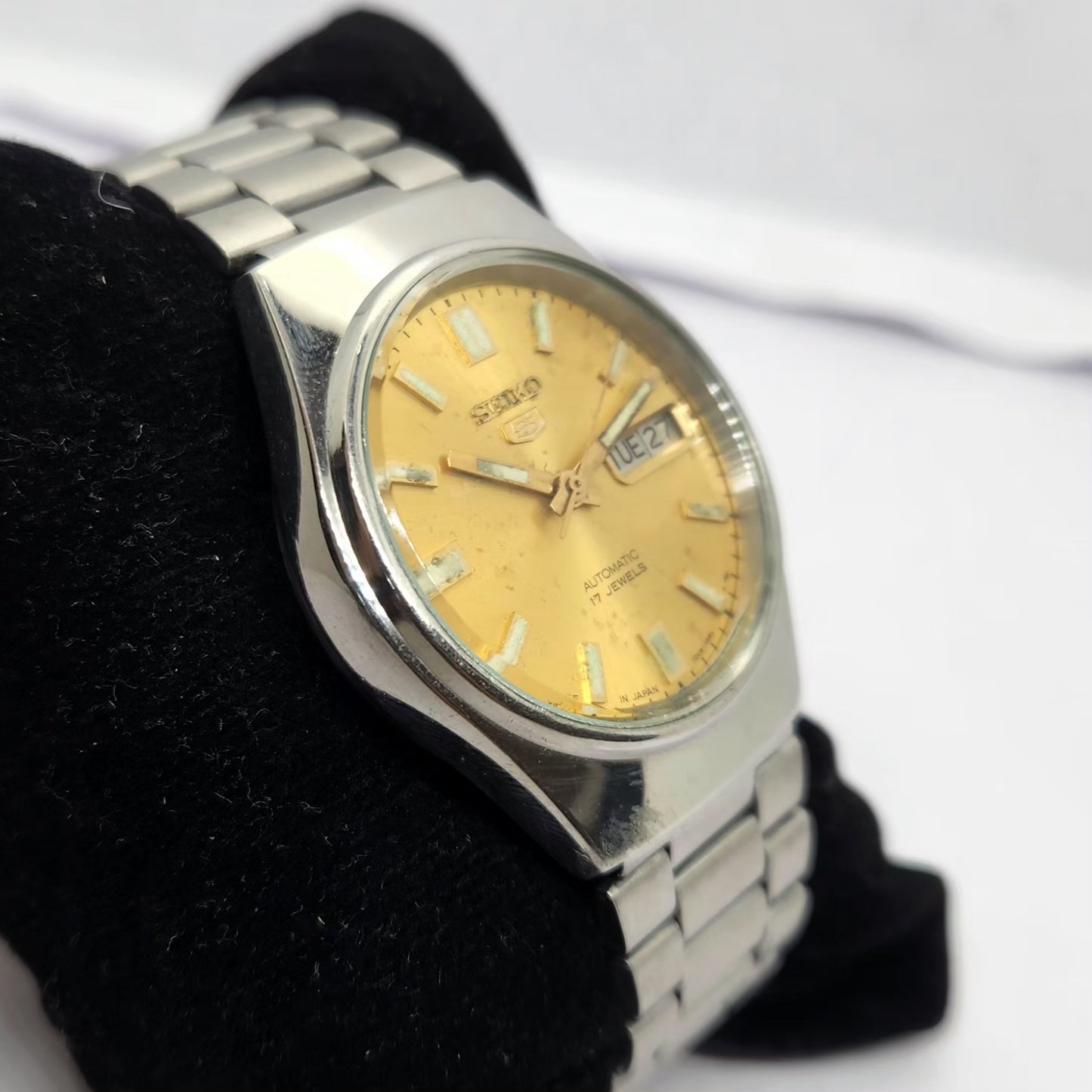 Vintage 1981 Original Seiko 5 Automatic 7009-7031 Gold face 17 Jewels Day-Date Japanese Men's Wrist Watch OG247