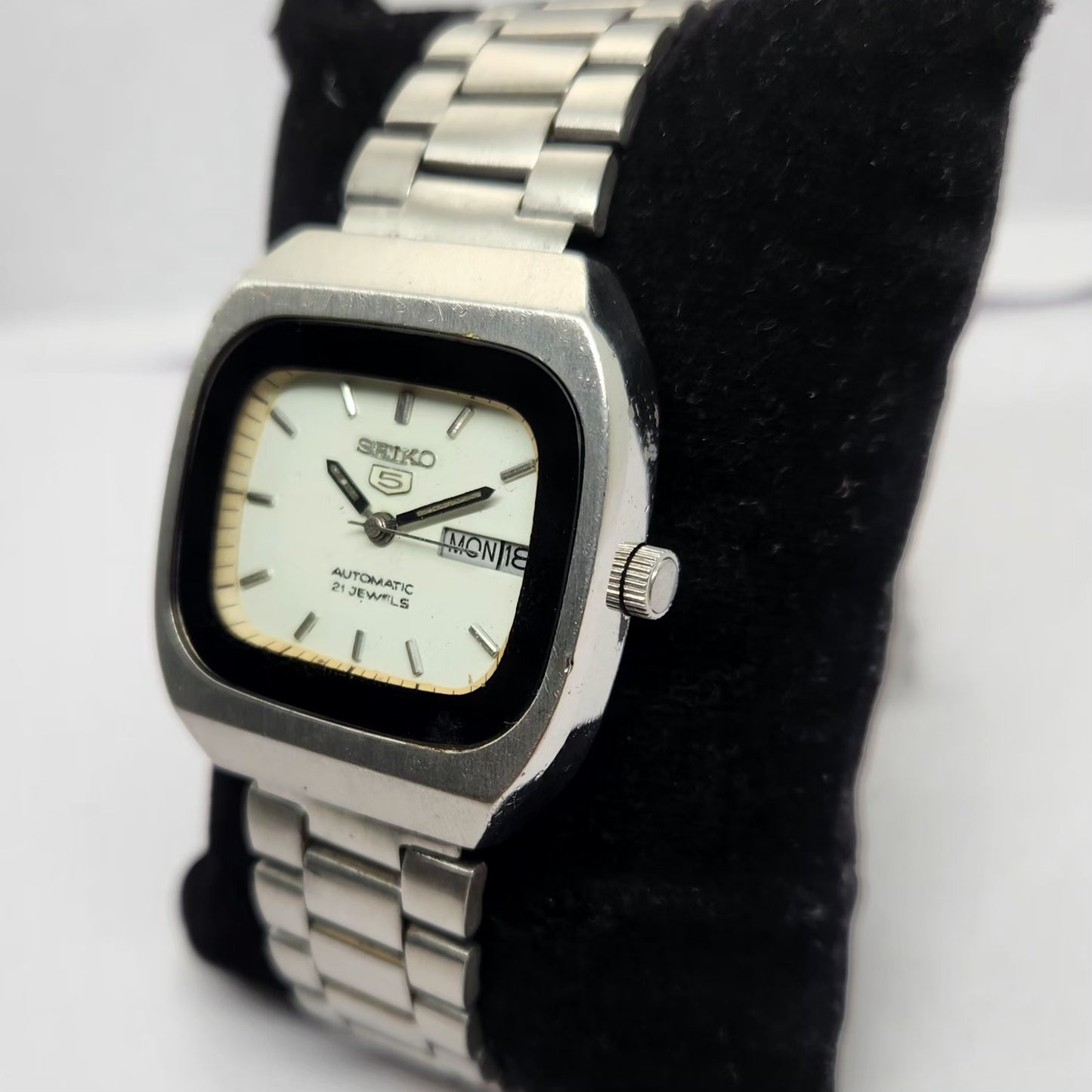 Vintage 1984 Mod Seiko 5 Automatic 6309-8910 White face 17 Jewels Day-Date Japanese Men's Wrist Watch OG248