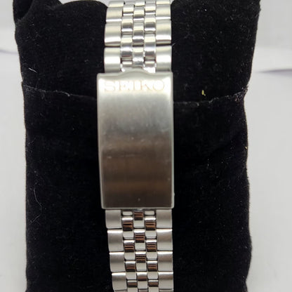 Vintage 1997 Original Seiko 5 Automatic 7S26-8760 Silver face 21 Jewels Day-Date Japanese Men's Wrist Watch OG250
