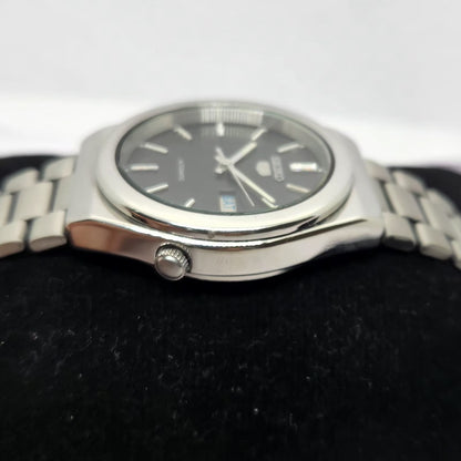 Vintage 1983 Original Seiko 5 Automatic 7009-3160 Black face 17 Jewels Day-Date Japanese Men's Wrist Watch OG251