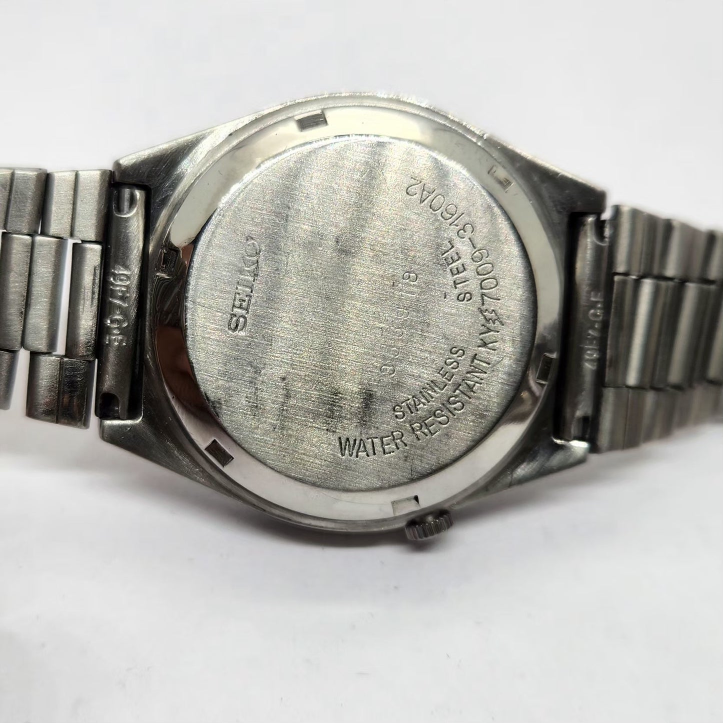 Vintage 1983 Original Seiko 5 Automatic 7009-3160 Black face 17 Jewels Day-Date Japanese Men's Wrist Watch OG251