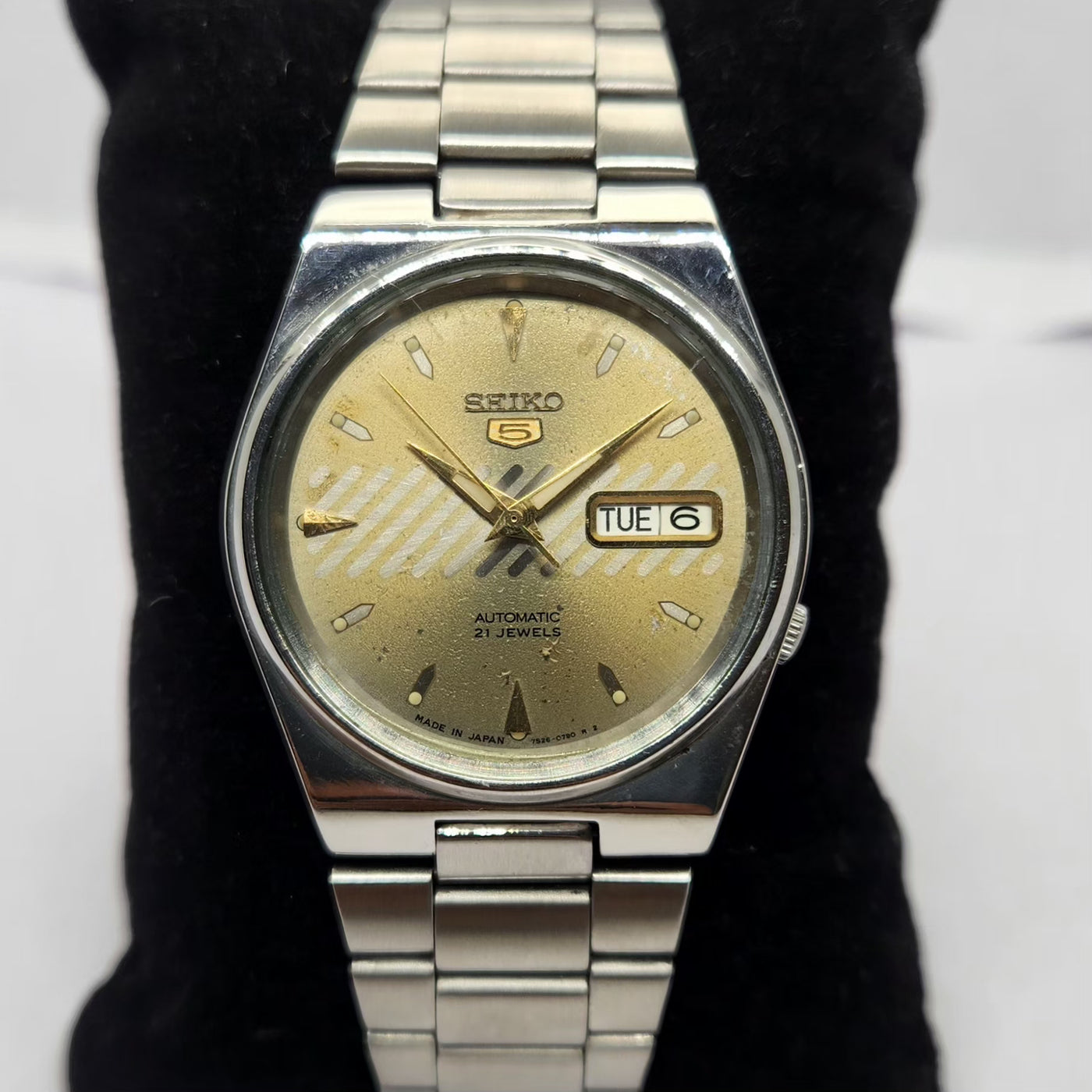 Vintage 1997 Original Seiko 5 Automatic 7S26-3100 Gold face 21 Jewels Day-Date Japanese Men's Wrist Watch OG252