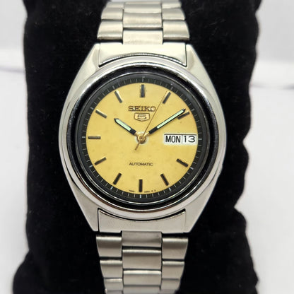 Vintage 1999 Original Seiko 5 Automatic 7S26-3040 Gold face 21 Jewels Day-Date Japanese Men's Wrist Watch OG253