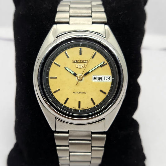 Vintage 1999 Original Seiko 5 Automatic 7S26-3040 Gold face 21 Jewels Day-Date Japanese Men's Wrist Watch OG253