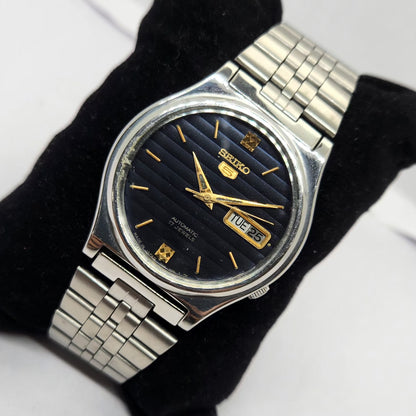 Vintage 1983 Original Seiko 5 Automatic 7009-3171 Blue face 17 Jewels Day-Date Japanese Men's Wrist Watch OG254