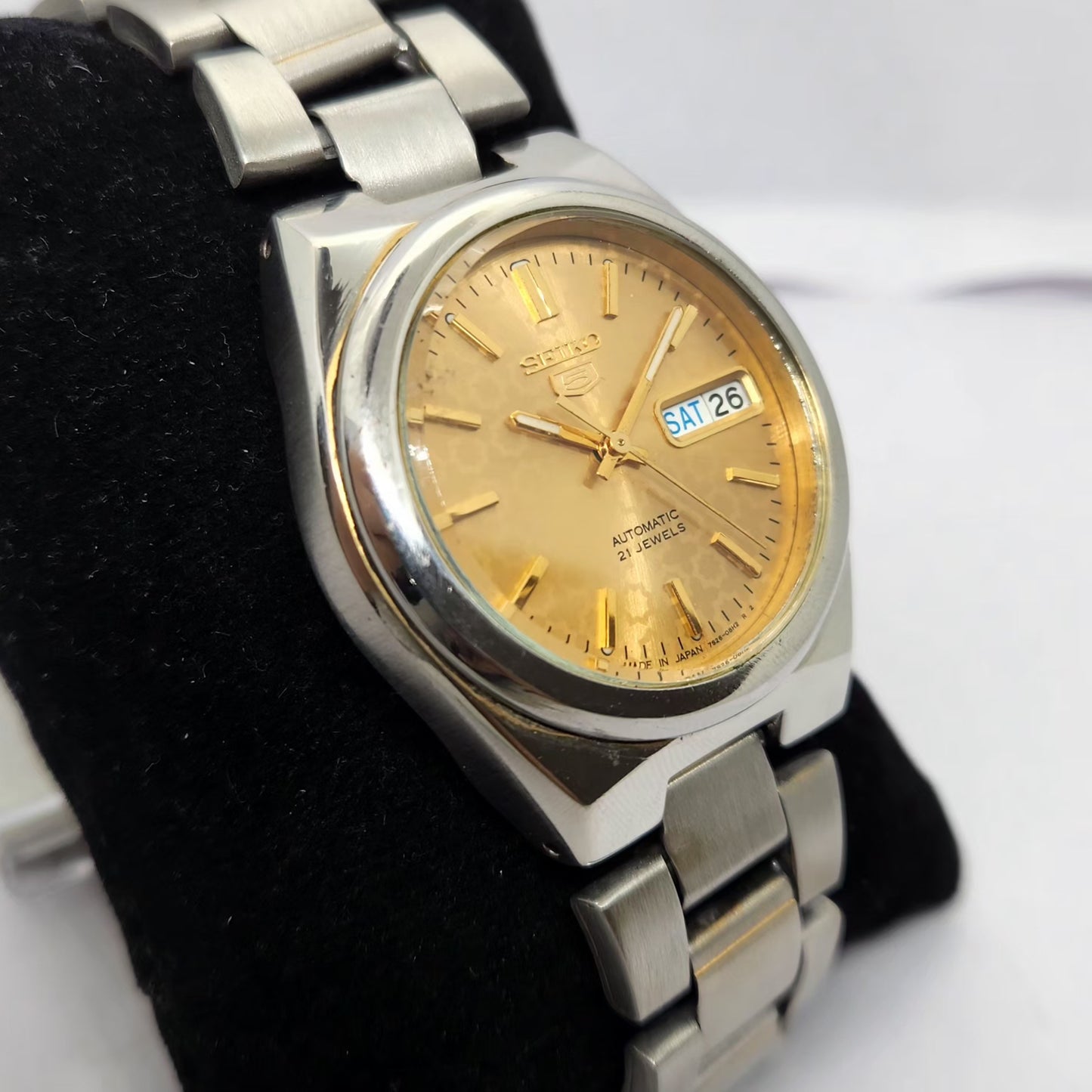 Vintage 1980 Original Seiko 5 Automatic 7S26 Gold face 21 Jewels Day-Date Japanese Men's Wrist Watch OG256