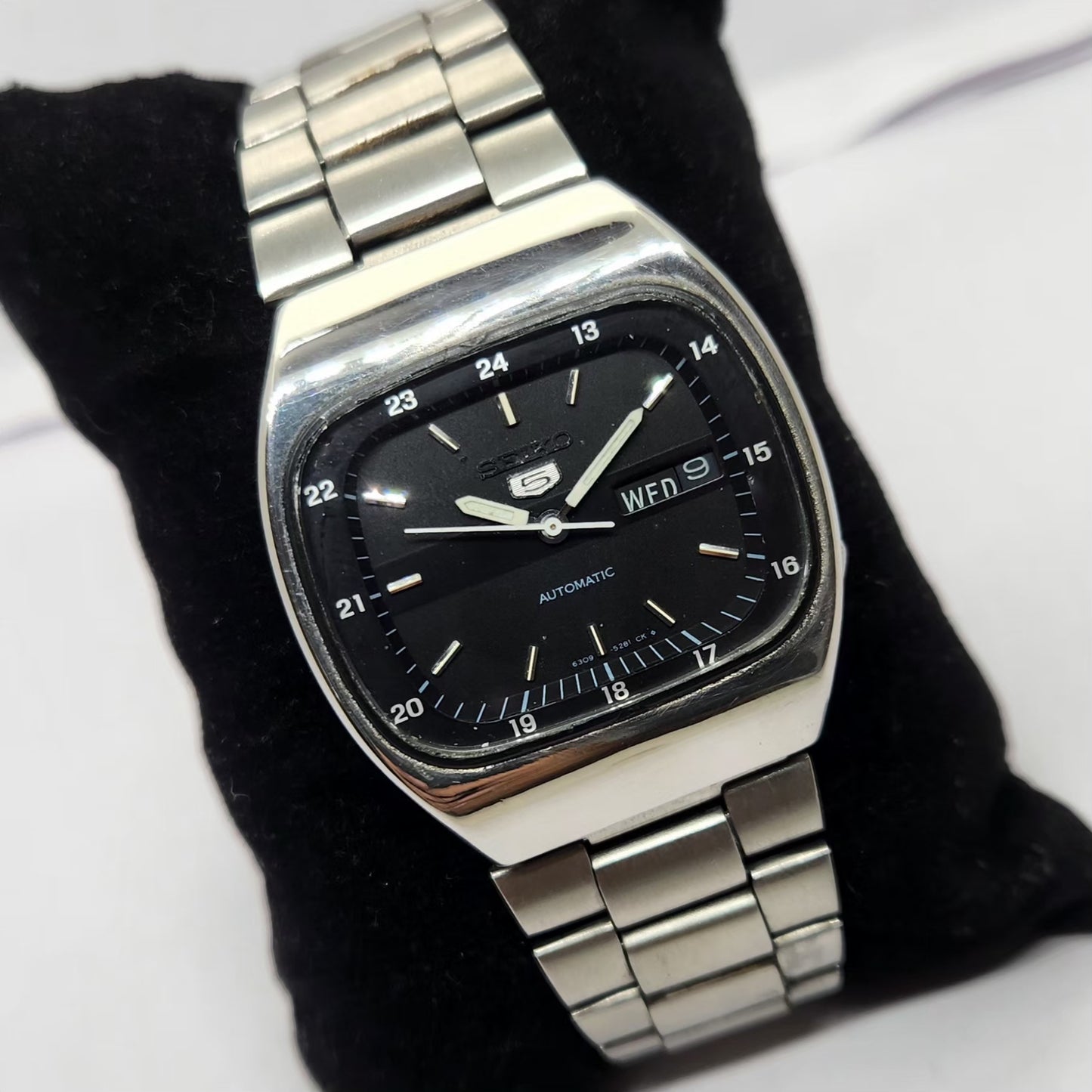 Vintage 1983 Original Seiko 5 Automatic 6309-5820 Black face 17 Jewels Day-Date Japanese Men's Wrist Watch OG258