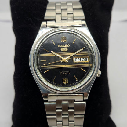 Vintage 1997 Original Seiko 5 Automatic 7S26-3180 Black face 21 Jewels Day-Date Japanese Men's Wrist Watch OG259