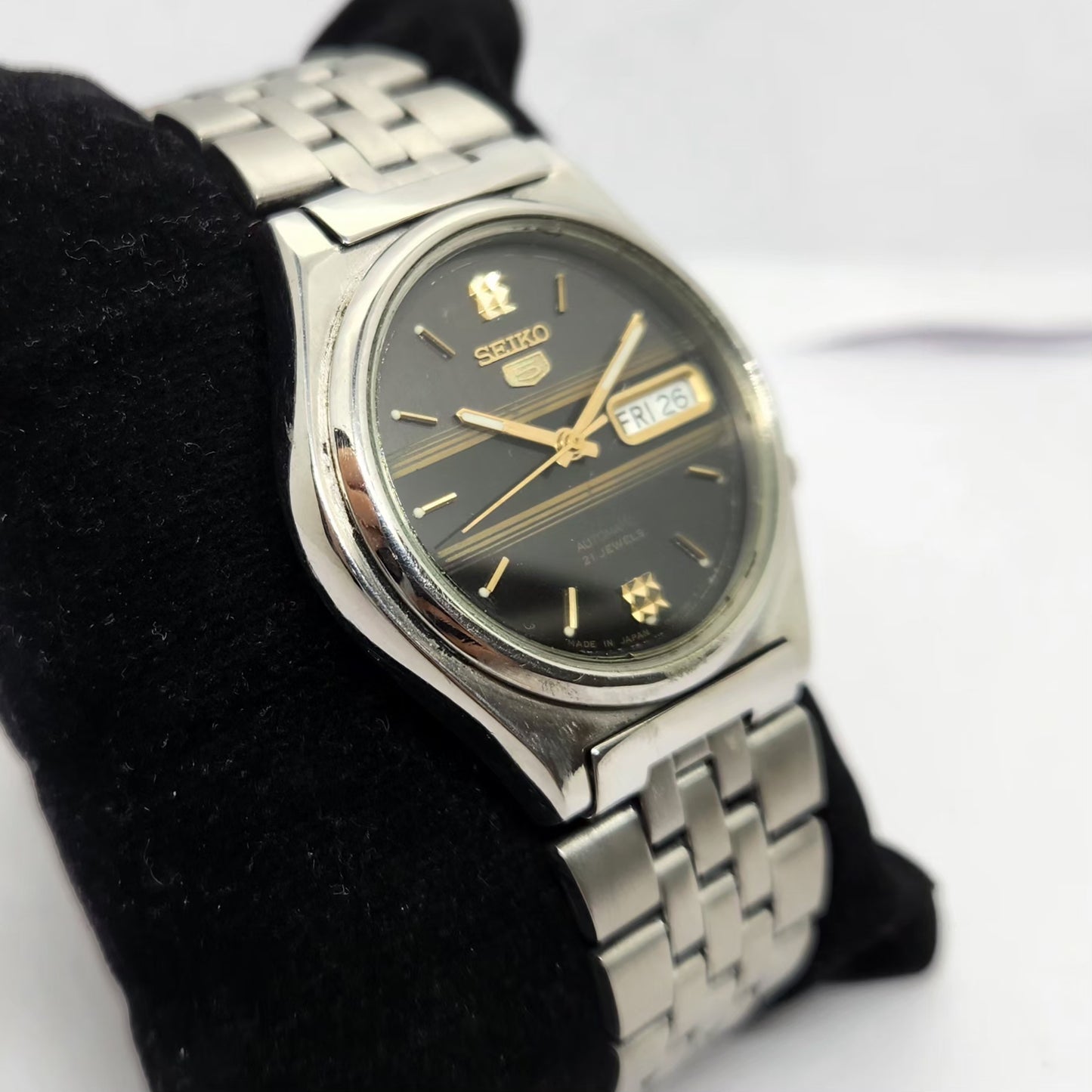 Vintage 1997 Original Seiko 5 Automatic 7S26-3180 Black face 21 Jewels Day-Date Japanese Men's Wrist Watch OG259