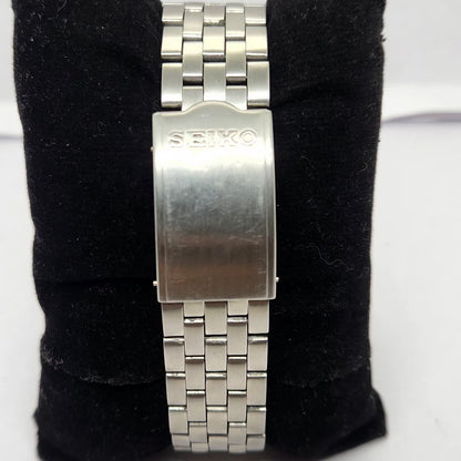 Vintage 1997 Original Seiko 5 Automatic 7S26-3180 Black face 21 Jewels Day-Date Japanese Men's Wrist Watch OG259