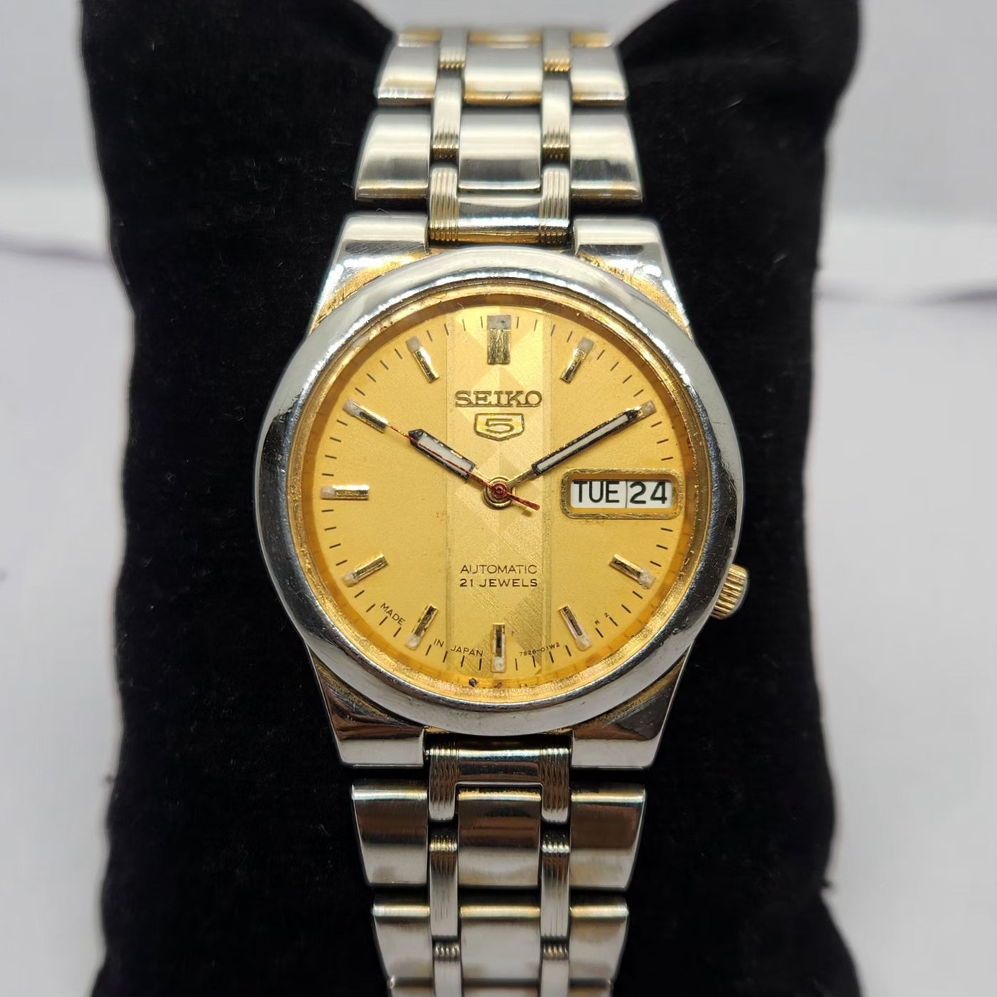 Vintage 1998 Original Seiko 5 Automatic 7s26 Gold face 21 Jewels Day-Date Japanese Men's Wrist Watch OG260