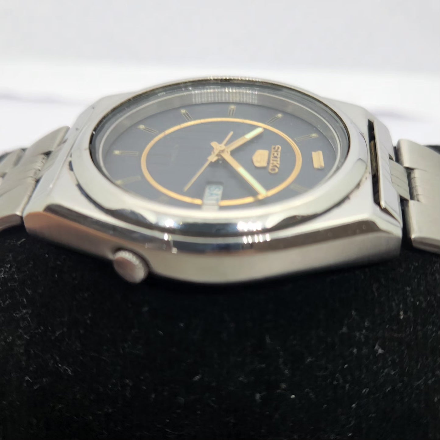 Vintage 1974 Original Seiko 5 Automatic 7019-8180 Black face 21 Jewels Day-Date Japanese Men's Wrist Watch OG261