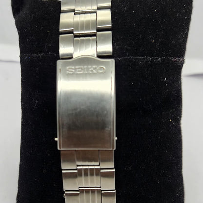 Vintage 1974 Original Seiko 5 Automatic 7019-8180 Black face 21 Jewels Day-Date Japanese Men's Wrist Watch OG261