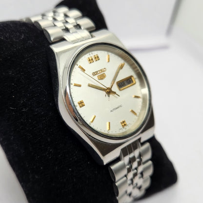 Vintage 1979 Original Seiko 5 Automatic 7009-3161 Silver face 17 Jewels Day-Date Japanese Men's Wrist Watch OG262