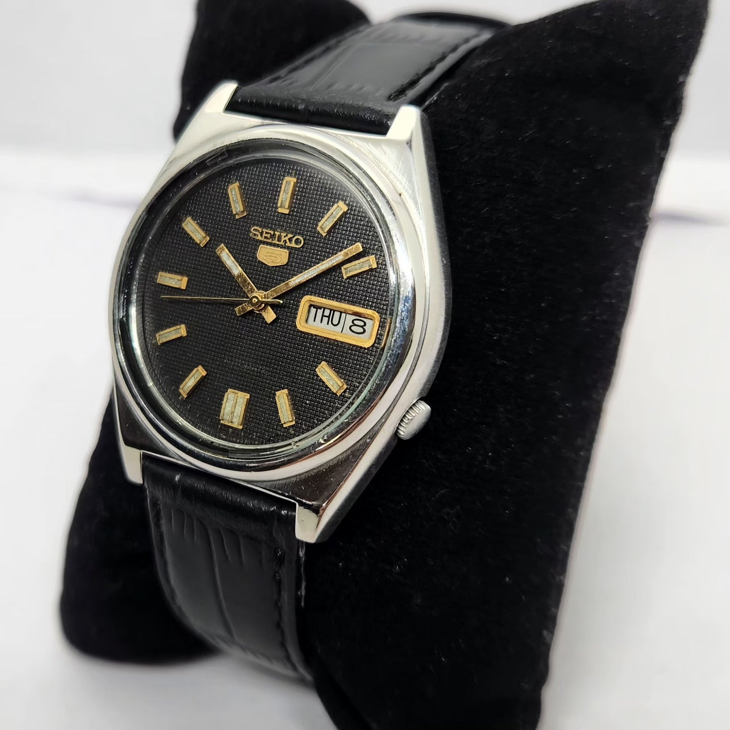 Vintage 1982 Original Seiko 5 Automatic 7009-3101 Black face 17 Jewels Day-Date Japanese Men's Wrist Watch OG267