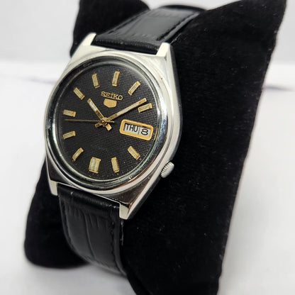 Vintage 1982 Original Seiko 5 Automatic 7009-3101 Black face 17 Jewels Day-Date Japanese Men's Wrist Watch OG267