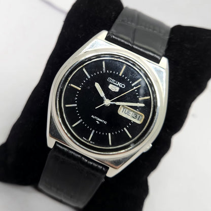 Vintage 1985 Original Seiko 5 Automatic 7009-3041 Black face 17 Jewels Day-Date Japanese Men's Wrist Watch OG268