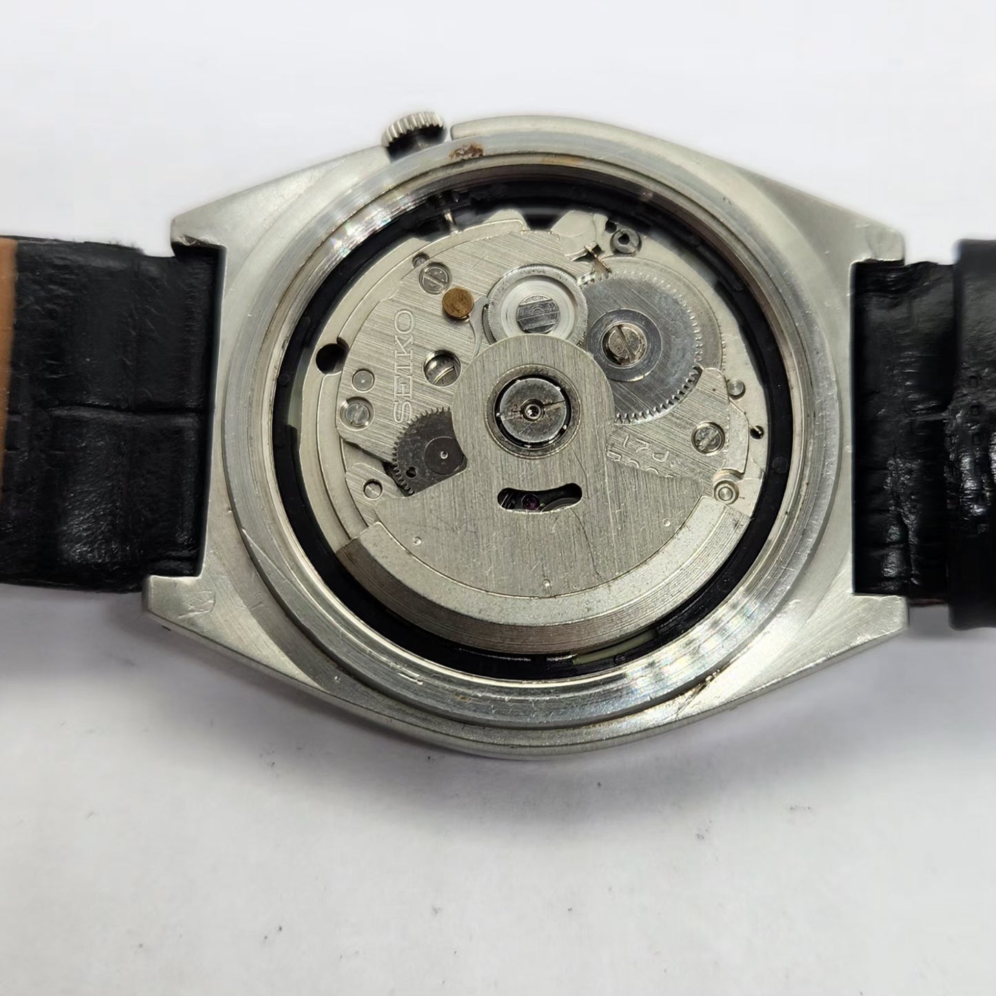 Vintage 1985 Original Seiko 5 Automatic 7009-3041 Black face 17 Jewels Day-Date Japanese Men's Wrist Watch OG268