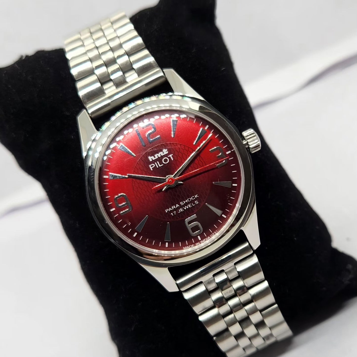 Vintage MOD HMT Pilot Hand Winding 17 Jewels Red Face Jubilee Bracelet Men's Wrist Watch G02